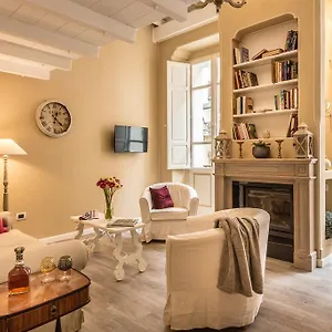 2* Гостевой дом Palazzo Dessy